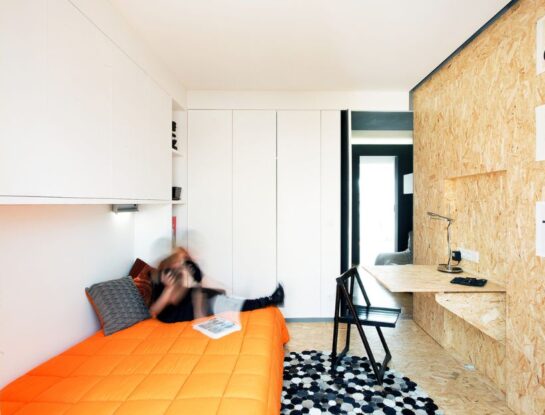 Un departamento para estudiantes de 50m2 reformado con ingenio y estilo
