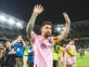 El buen gesto de Lionel Messi con un niño que ingresó de manera inesperada a la cancha