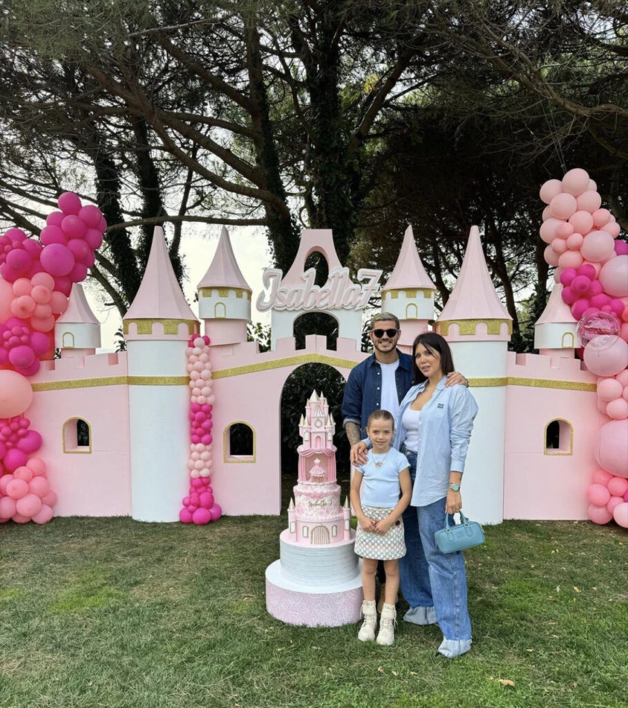 Esta es la exclusiva prenda que usó Wanda Nara en el cumpleaños de su hija Isabella. Foto: Instagram. 