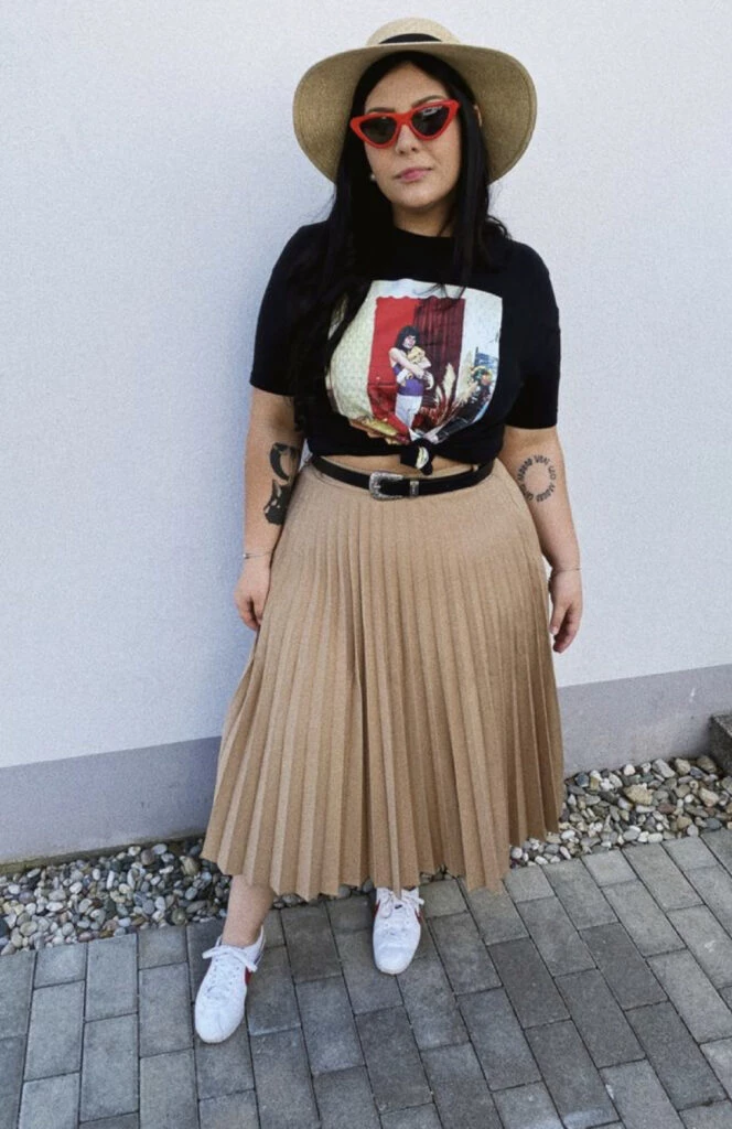 Estas son las remeras más cancheras de esta primavera 2023. Foto: Pinterest.