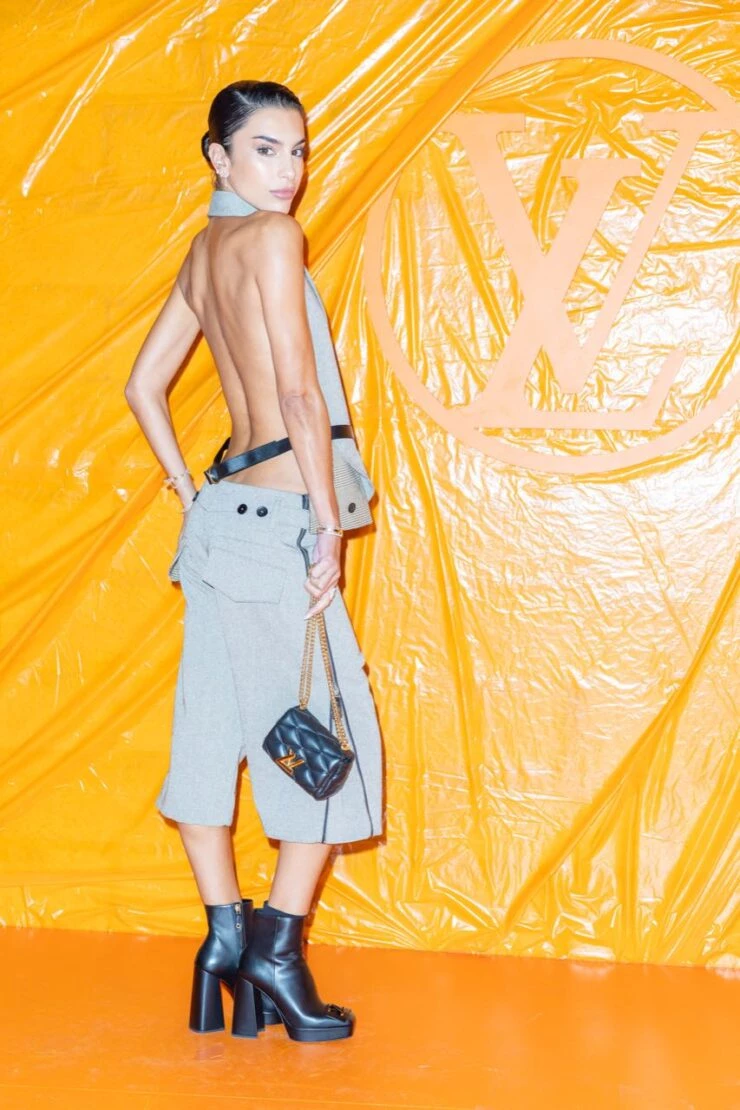 Ftn 100223 People LV FShow Paris 0057