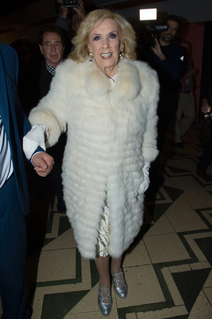 Mirtha Legrand fue al teatro Astral