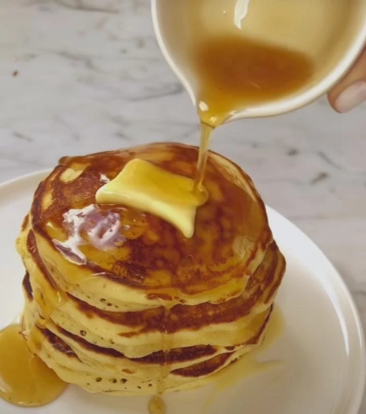 La receta de hotcakes de Claudia Fontán