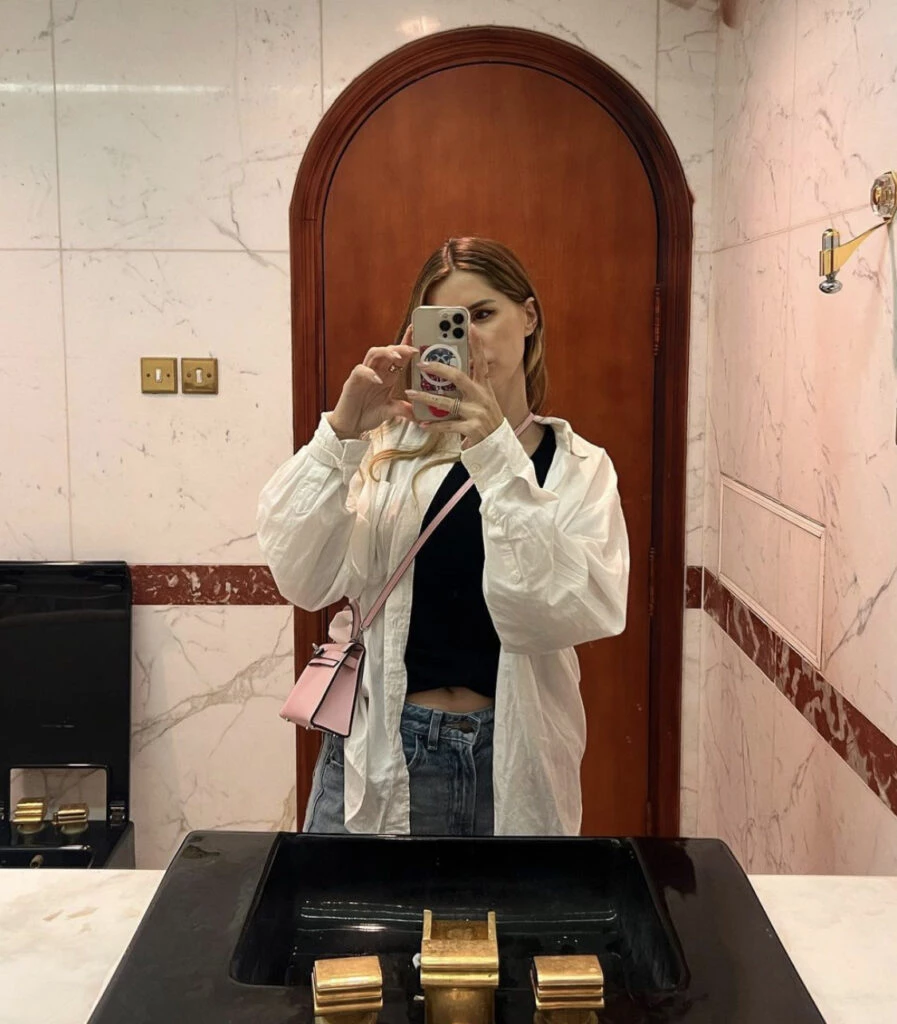 Las fotos de las vacaciones de Mica Tinelli en Arabia Saudita. Foto: Instagram.