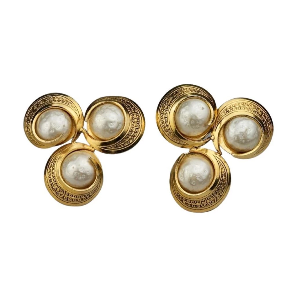 Los trucos de estilismo de Máxima para ser la más elegante con un look monocolor