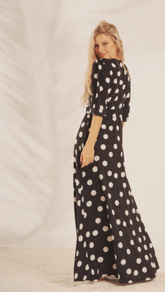 Nicole Neumann apostó por el estampado más trendy de la temporada. Foto: Instagram.