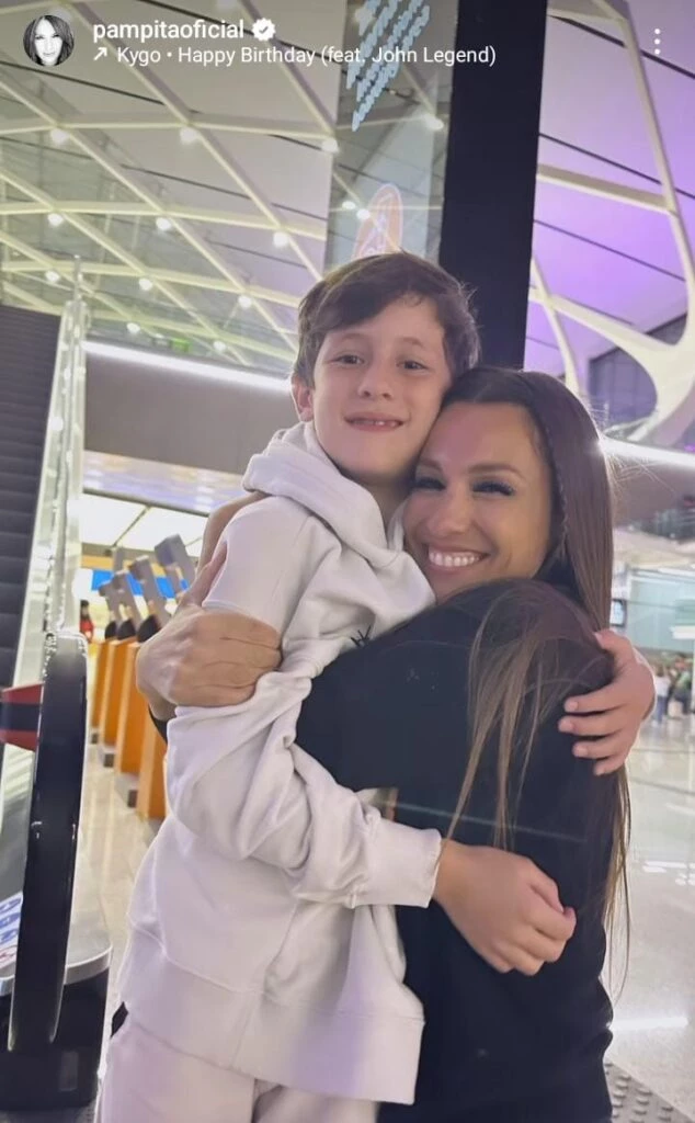 Pampita le dedicó un posteo especial a su hijo Benicio