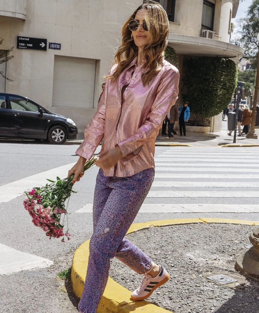 Valeria Mazza y Maria Vázquez apostaron por el jean más trendy de la temporada. Foto: Instagram.