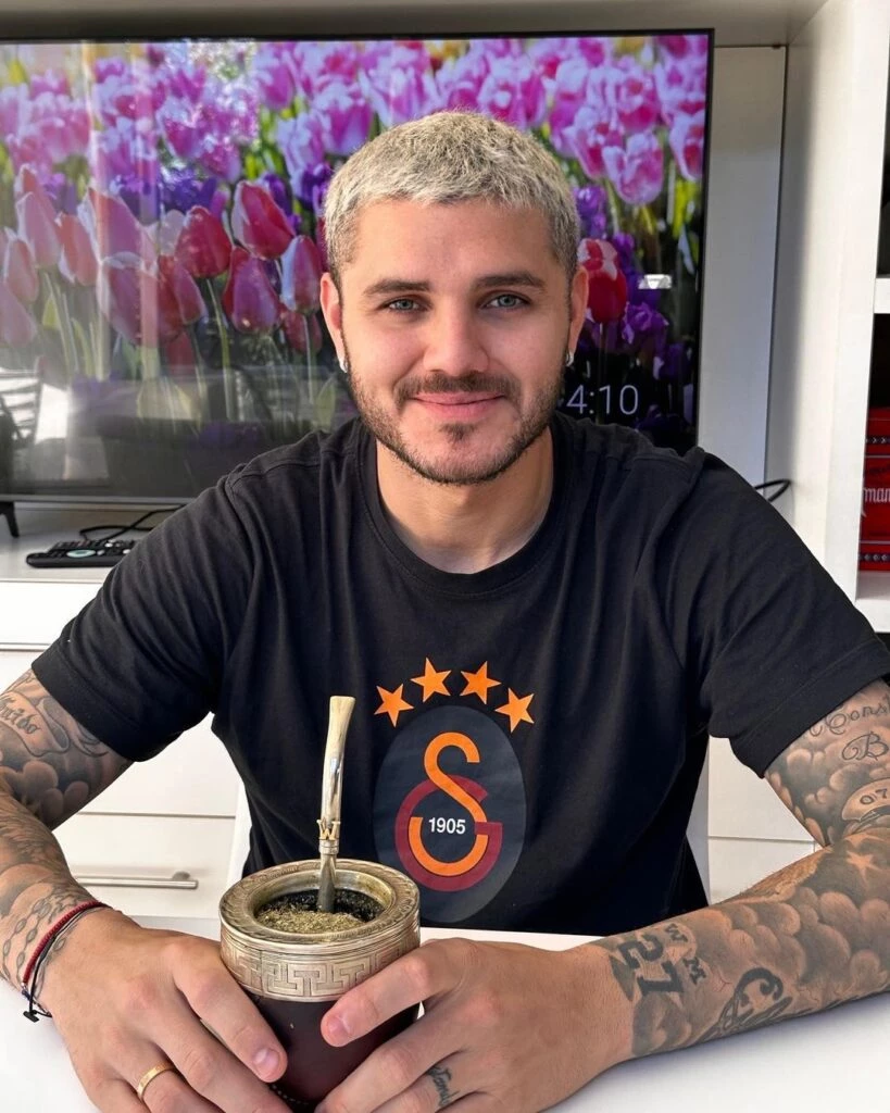 Wanda Nara sorprendió publicando una cruda foto de su internación, en el día de su aniversario con Icardi