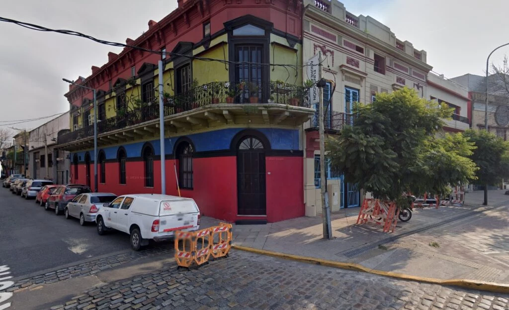 La casa del personaje que interpreta Luis Brandoni en la serie "Nada": es un restaurante de Francis Mallmann.