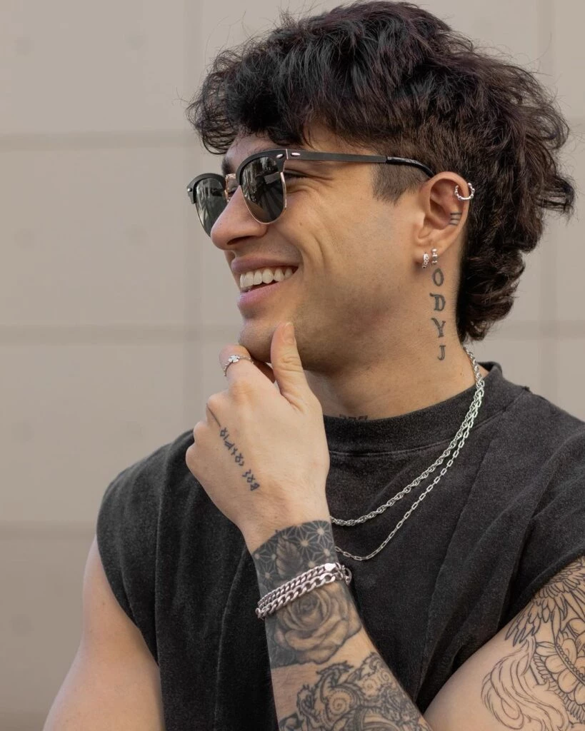 Julián Serrano, de Youtube a los boliches.