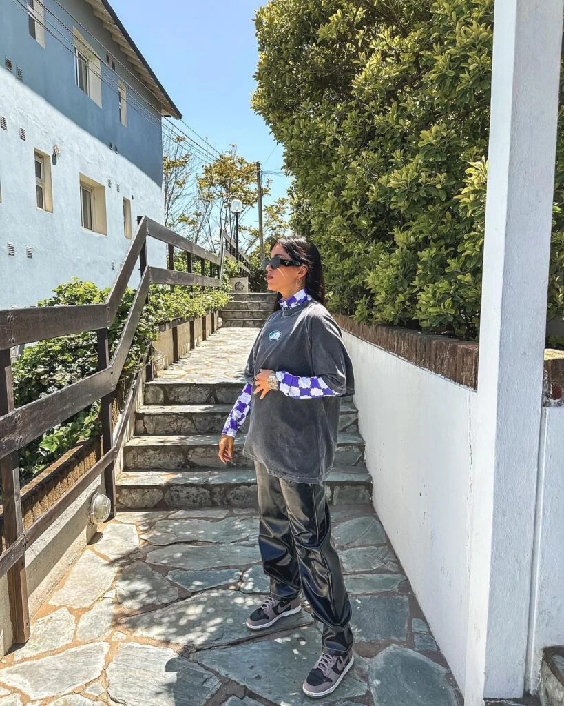 Cande Molfese y un sorprendente look en Pinamar