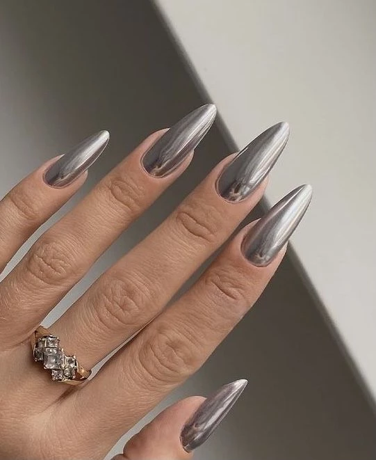 4 estilos en uñas que protagonizarán 2024