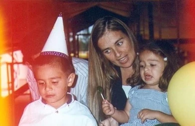 Gabriela Arias Uriburu con su hija Zahira