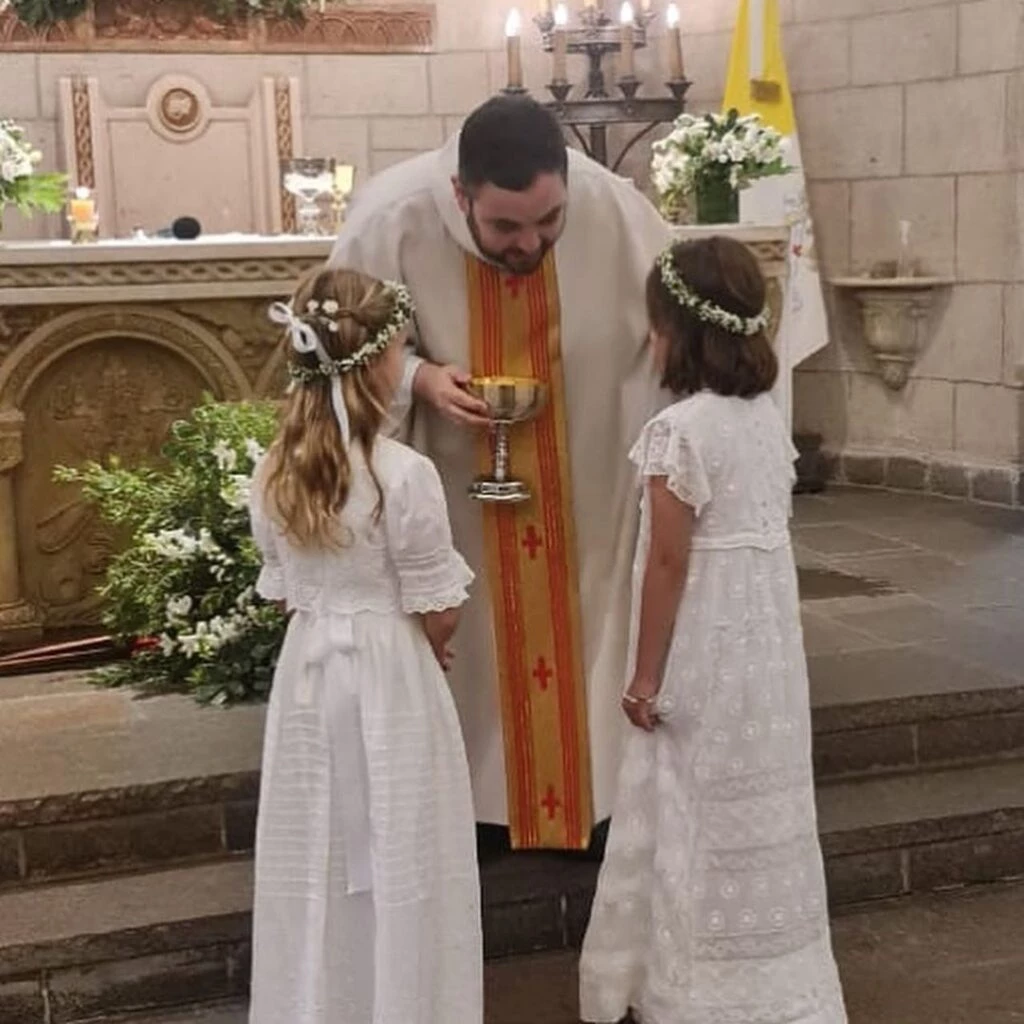Serena Rodríguez Larreta tomó la primera comunión