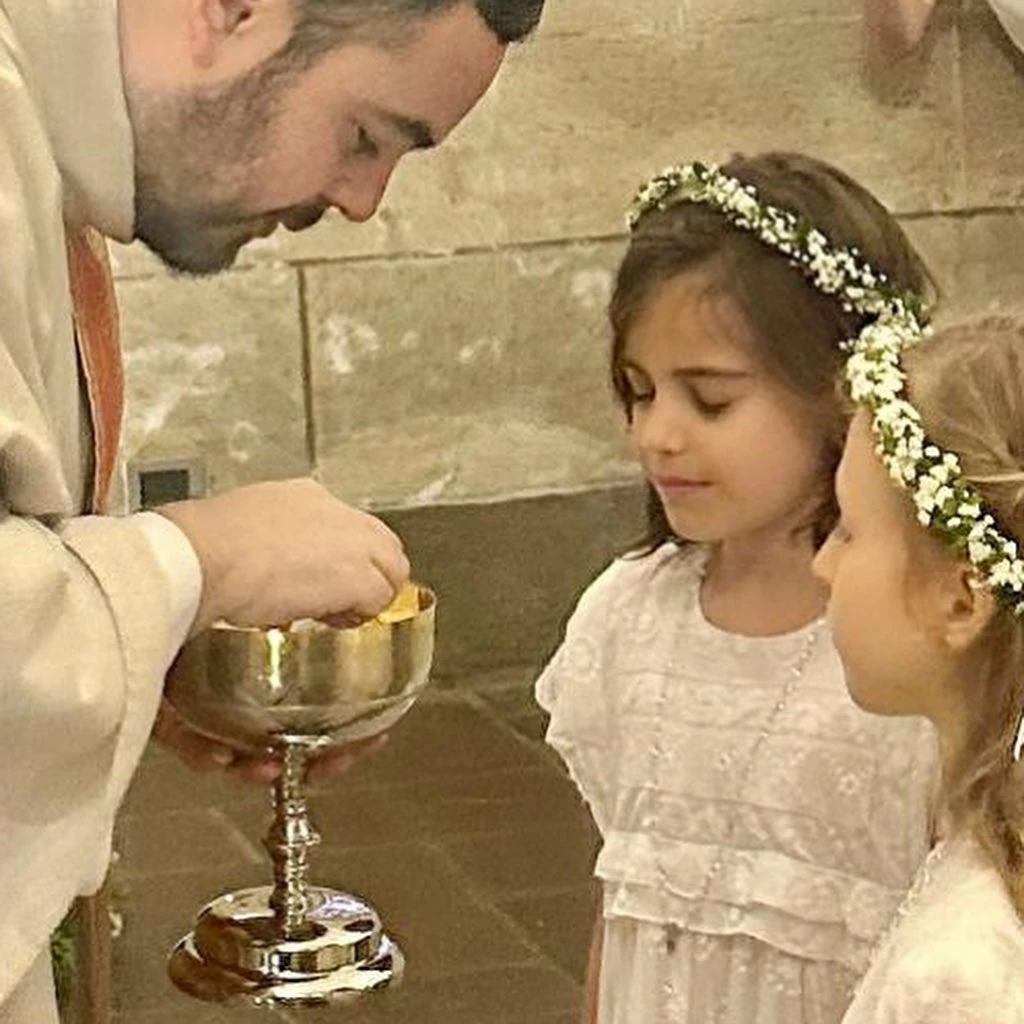 Serena Rodríguez Larreta tomó la primera comunión