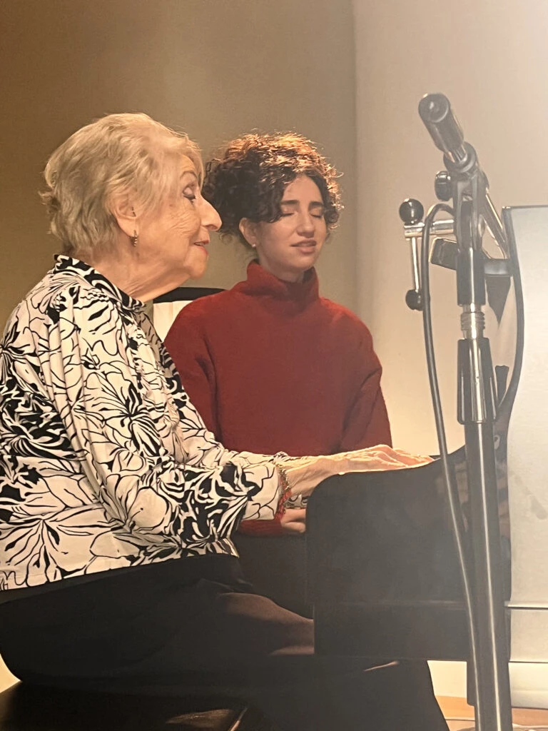 Regina Glazer y Marina Wil. Fotos: Ezequiel Fejler  - Prensa y Comunicación.