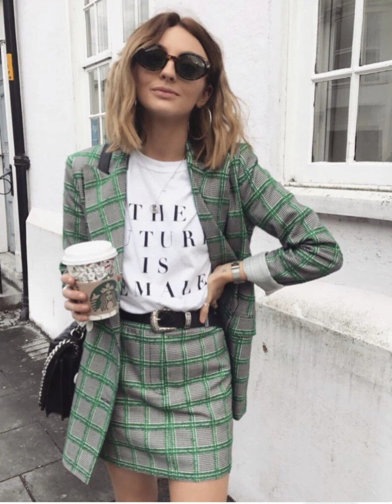 Así se usan los trajes esta primavera 2023. Foto: Pinterest. 