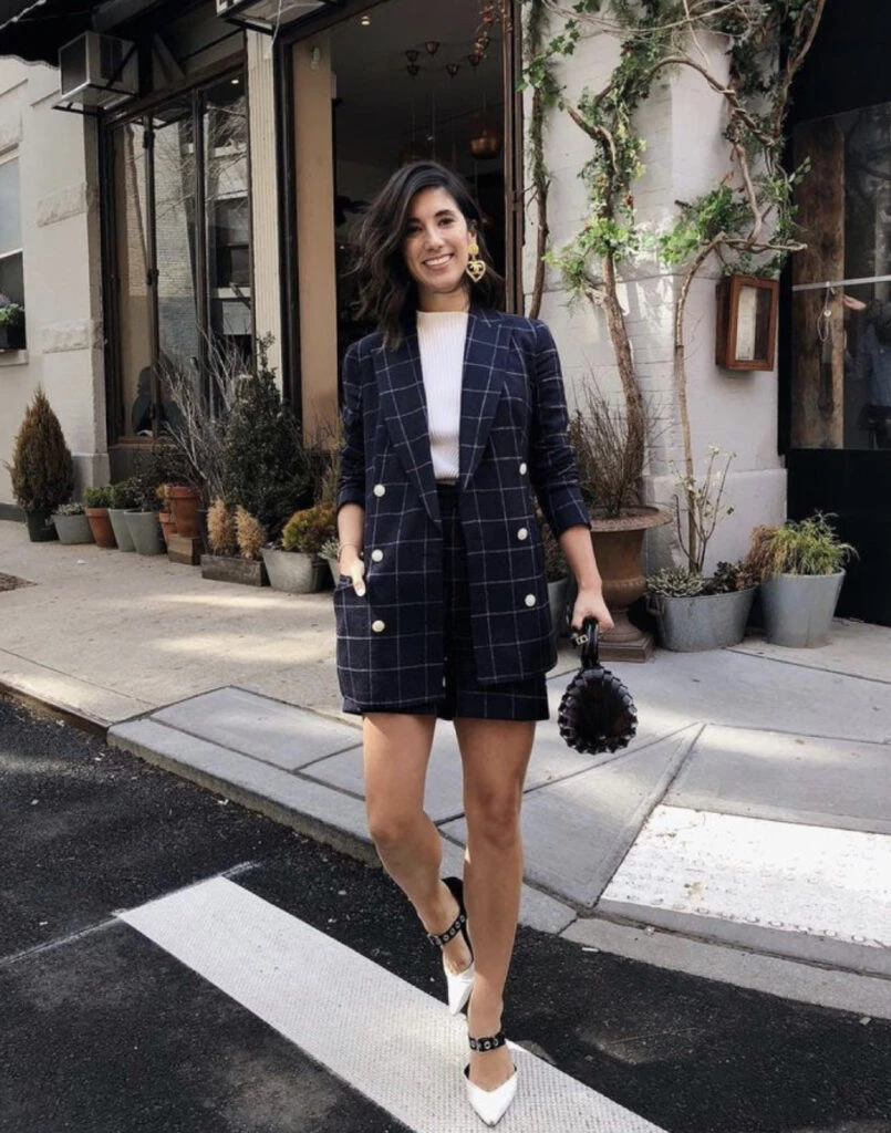 Así se usan los trajes esta primavera 2023. Foto: Pinterest. 