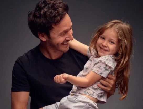 Benjamín Vicuña mostró cómo quedó Magnolia, su hija, después de su cambio de look