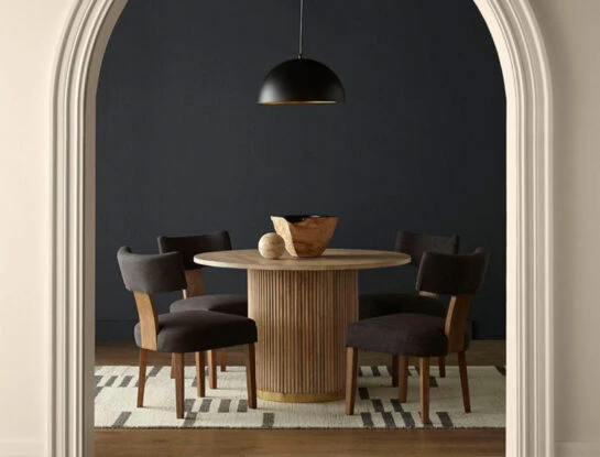 Este es el color tendencia deco 2024: se llama cracked pepper y te contamos cómo sumarlo en tu casa