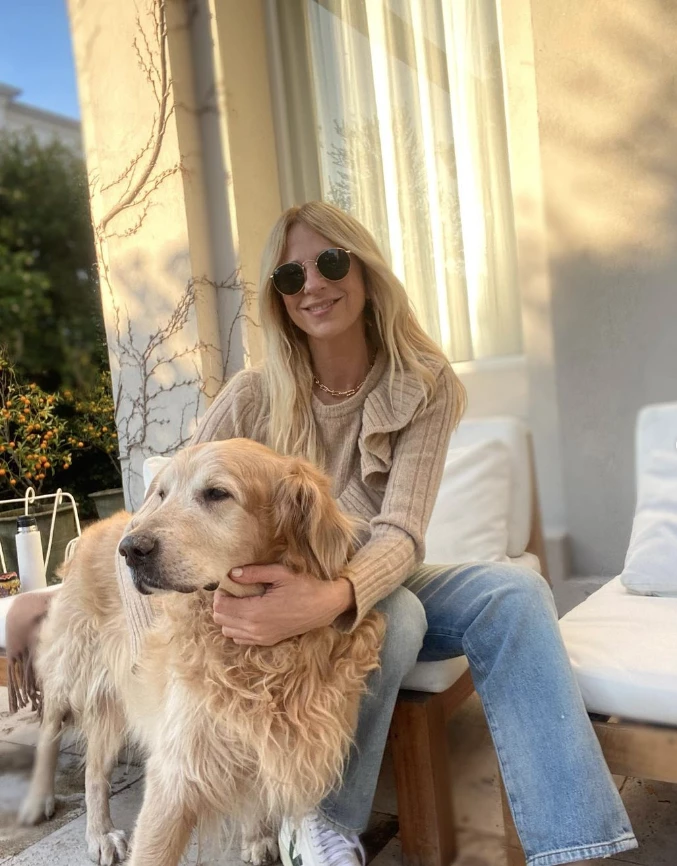 Claudia Fontán en la casa que comparte con su hija Antonia