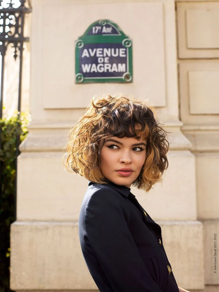 Cortes y peinados para pelo con rulos