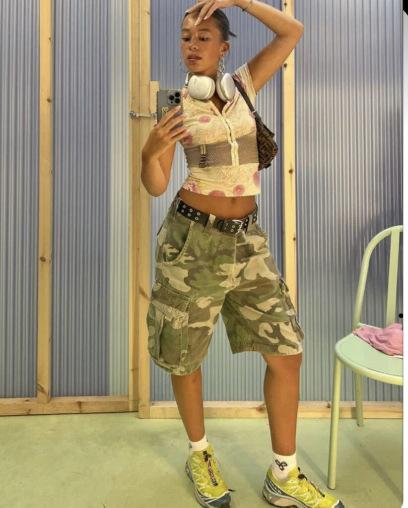 El camuflado es el estampado más canchero de esta primavera 23. Foto: Pinterest.