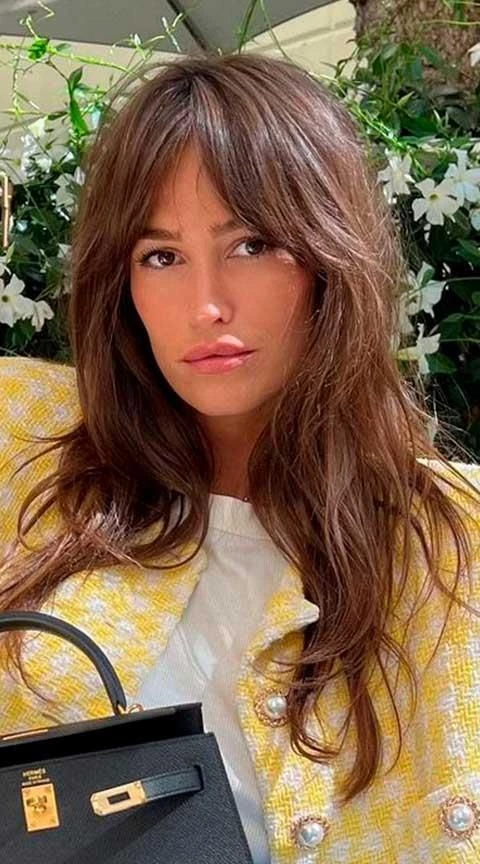 El flequillo que favorece, va con cualquier corte y es tendencia 2024