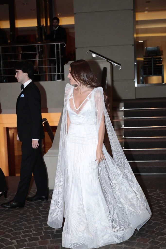 El look de novia de Pampita en la gala de Valeria