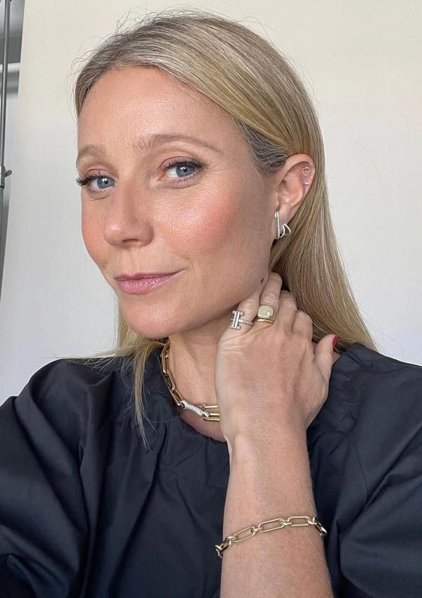 Esta es la coloración que más rejuvenece disimula las canas y no maltrata el pelo paltrow