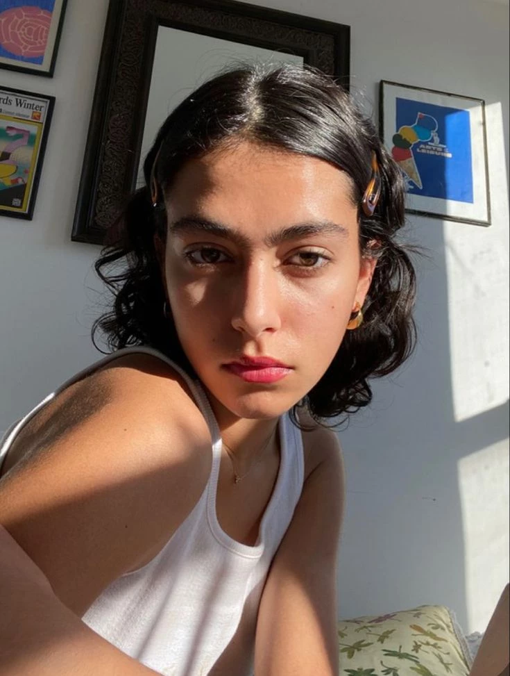 Guía de estilos e ideas para pelo corto con rulos