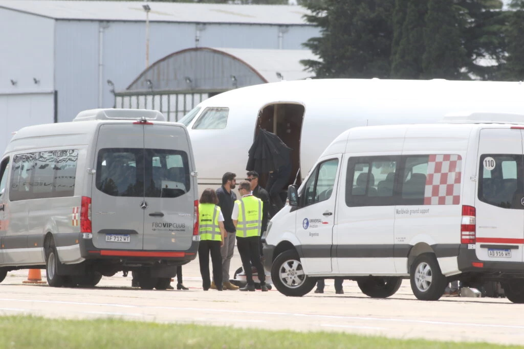 Taylor Swift llegando a la Argentina. Foto RS