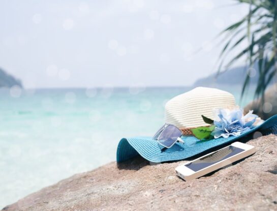 Qué accesorios no pueden faltar en tu cartera este verano