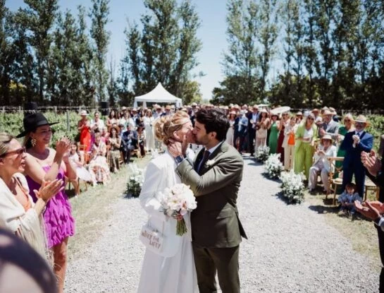 Las fotos inéditas del casamiento de Nicole Neumann y Manu Urcera