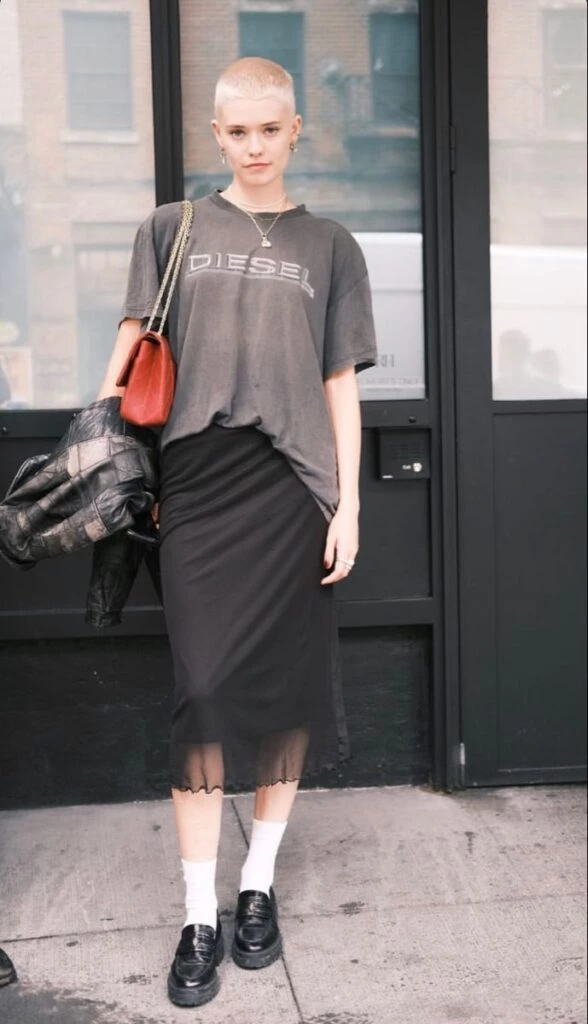 Luisana Lopilato mostró un look grunge cómo recrear el estilo de los ‘90 que nunca pasa de moda