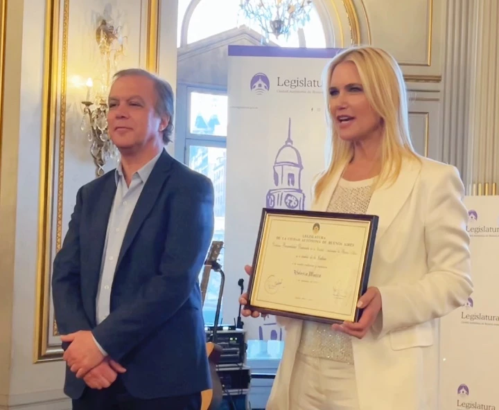 Valeria Mazza obtiene reconocimiento como personalidad destacada