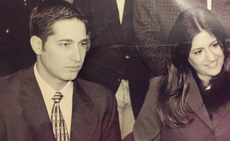 Perdió 4 embarazos, adoptó 3 hijos y quedó embarazada de mellizos a los 40 la resiliente historia de Eugenia Cabó