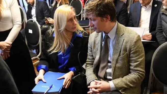 Quién es Santiago Caputo, el asesor con un rol esencial en la victoria de Javier Milei