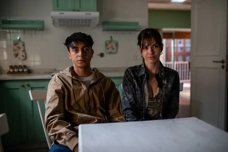 China Suárez y Rusherking en ''El Encargado'', Fotos: Star +.