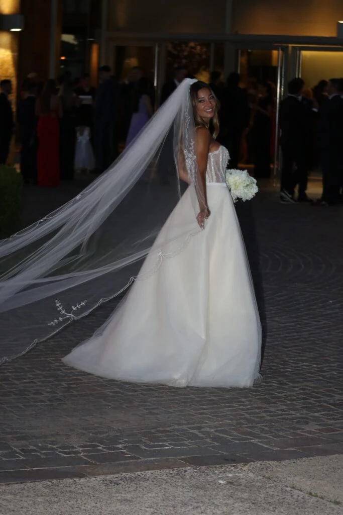 Outfit de la novia Sol Pérez. Fotos: RS Fotos.