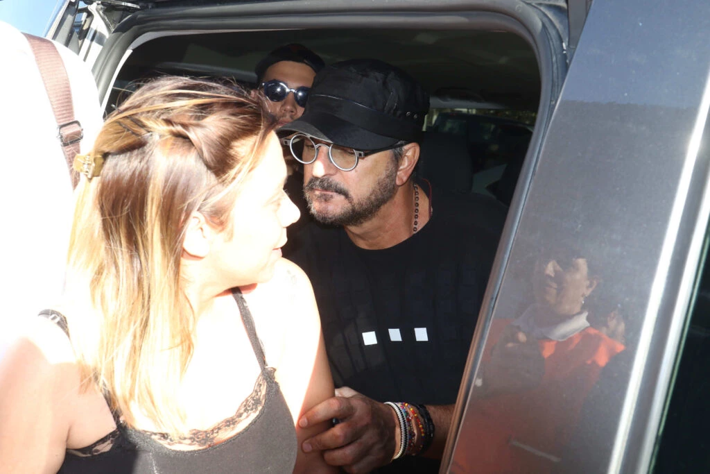 La llegada de Ricardo Arjona a Buenos Aires. Foto: RS Fotos