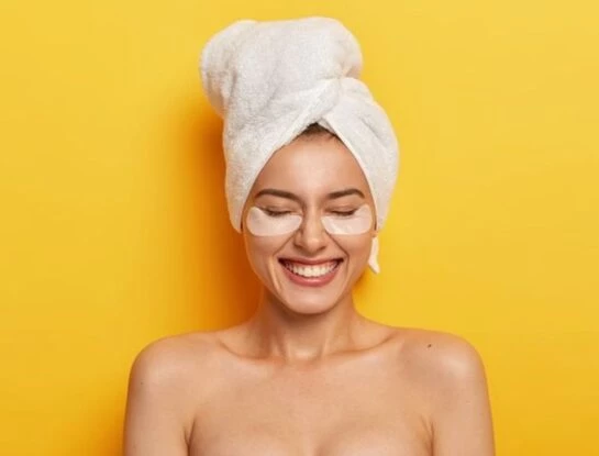 El truco casero con papa cruda para eliminar las ojeras