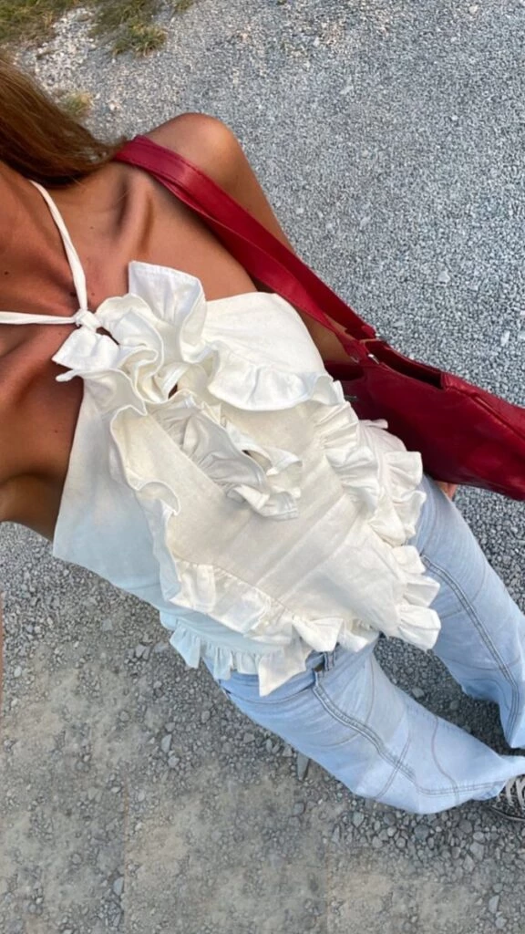 los detalles románticos se llevan el protagonismo en el street style