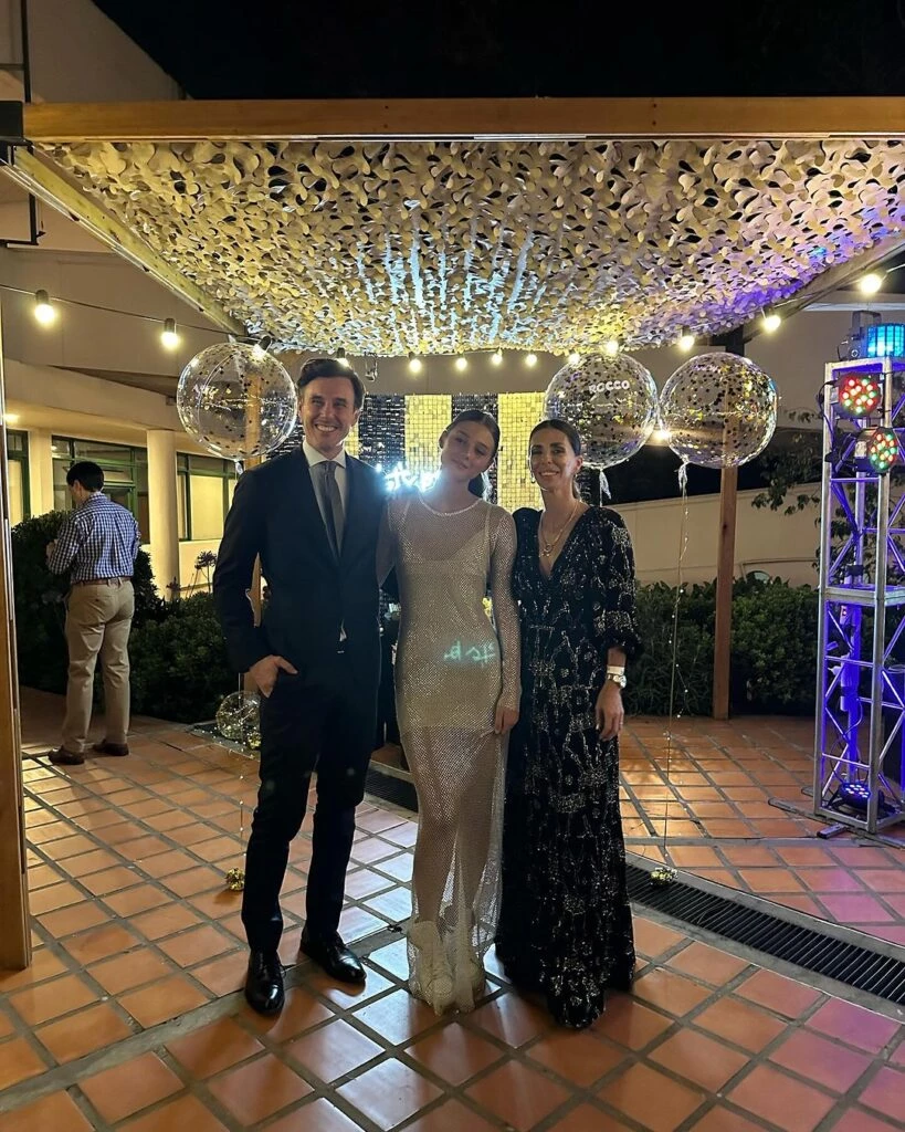 Milagros Brito junto a Roberto y Delfina García Moritán. Foto: IG Roberto García Moritán.