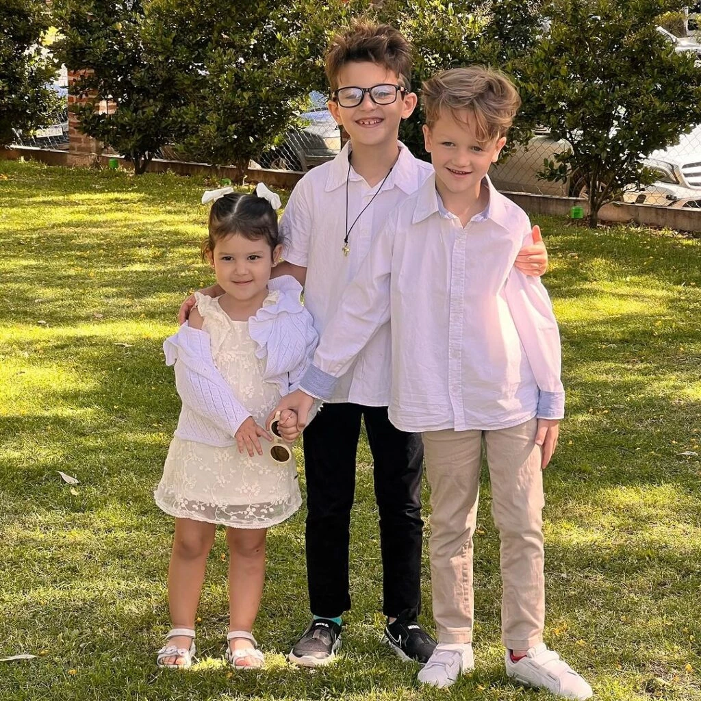 León, Beltrán y Mia, los hijos de Sabrina Garciarena y Germán Paoloski