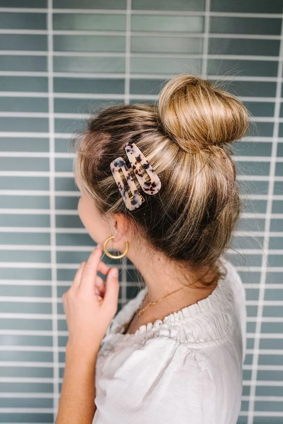 8 accesorios de pelo para lookearte con estilo