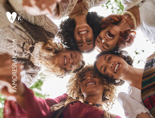 Una cena de egresadas 40 años después, la vida y el amor