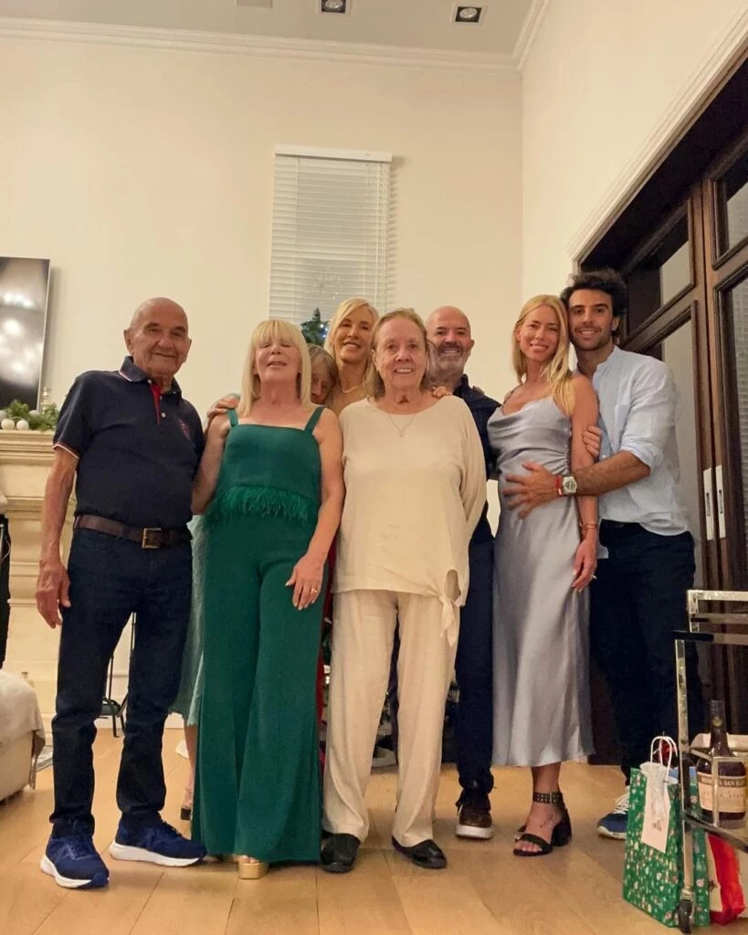 Así pasaron las Fiestas Indiana, Allegra y Sienna Cubero mientras Nicole Neumann estuvo con Manu Urcera