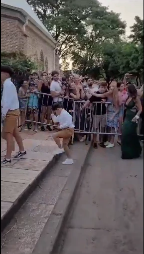 Antonela llevó un look de Joti Harriague al casamiento de su hermana